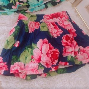 A&F Abercrombie shabby chic floral mini skirt